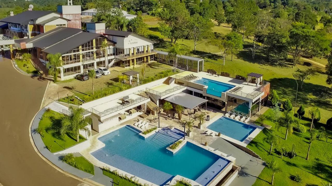 Dos de Mayo Austral Hotel מראה חיצוני תמונה